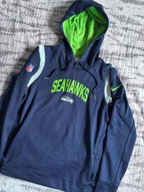 Nike Seattle Seahawks NFL Therma-Fit On-Field Performance Hoodie Men’s L